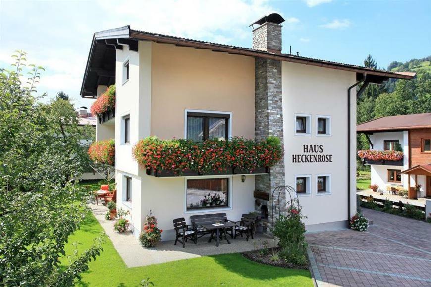 Haus Heckenrose
