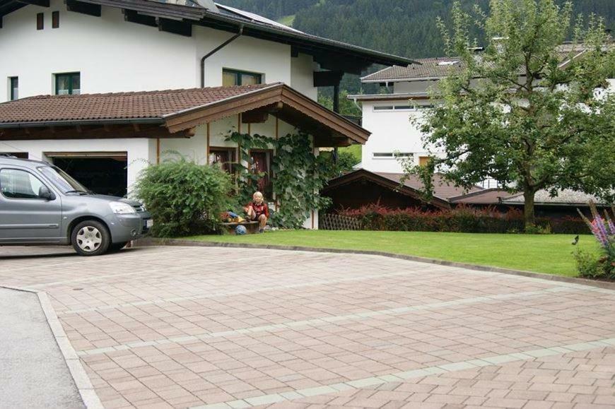 Haus Heckenrose Homestay